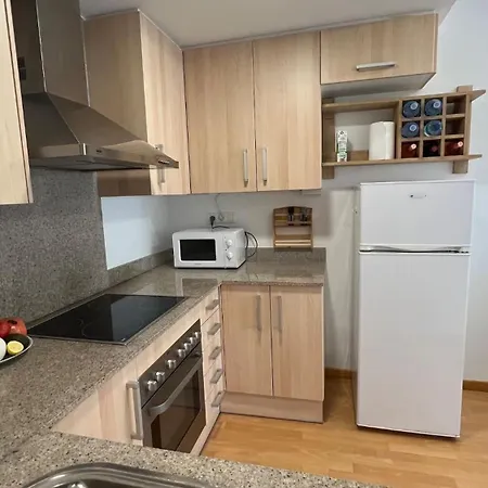 Bonito Con Parking Y Piscina En Av-53 Apartment
